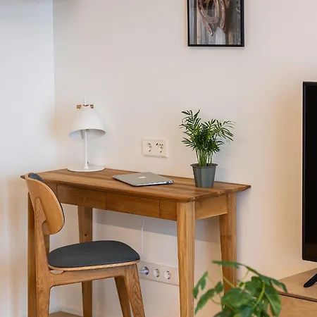 Butas Cohost I Garage Parking Included, Spacious, Lovely W-balcony At Paupys Vilnius